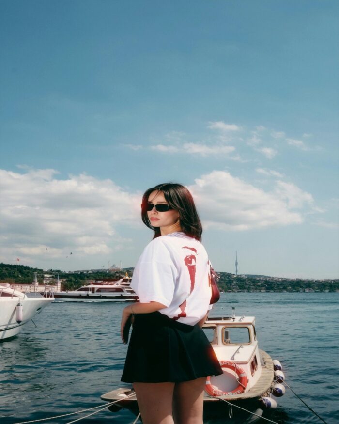 Beyaz Oversize Kadın Tişört